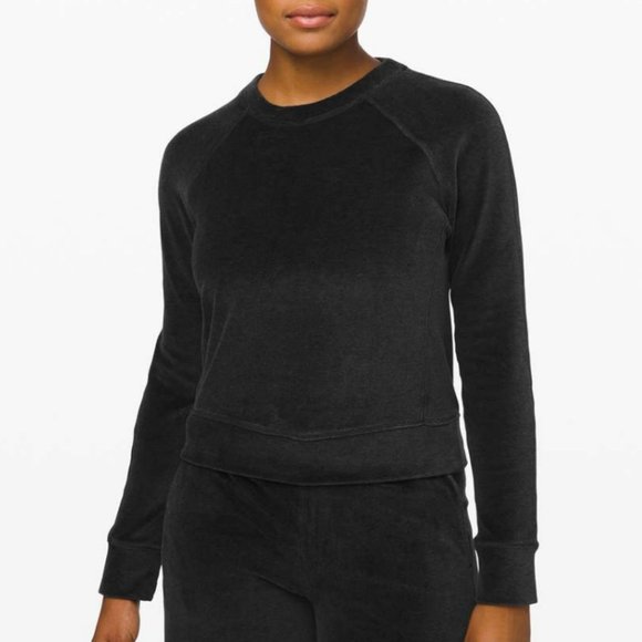 Lululemon Every Moment Crew Heathered Black Velvet Velour Cropped Sweatshirt - Picture 10 of 10